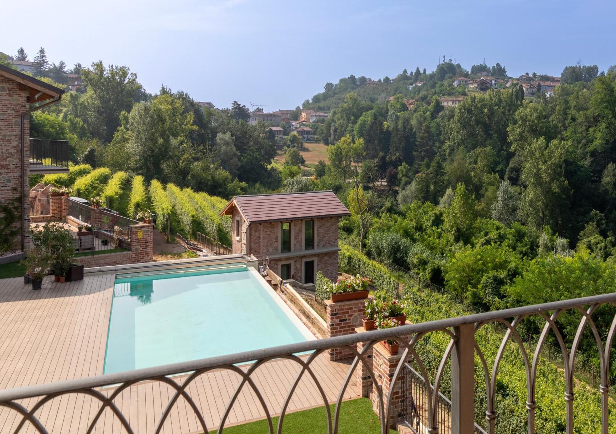 I Quattro Pozzi Guest House La Morra Luaran gambar