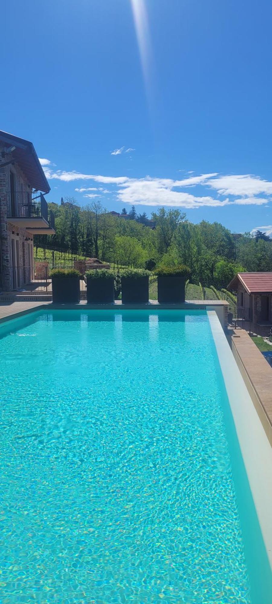 I Quattro Pozzi Guest House La Morra Luaran gambar
